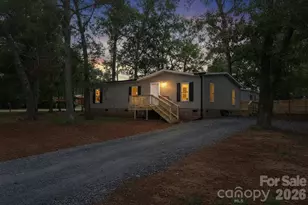 536 Lincolnview Rd, Lincolnton, NC 28092 - Photo 2