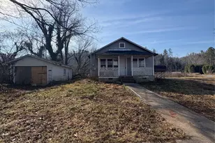 43 Lester Hollifield Rd, Marion, NC 28752 - Photo 2