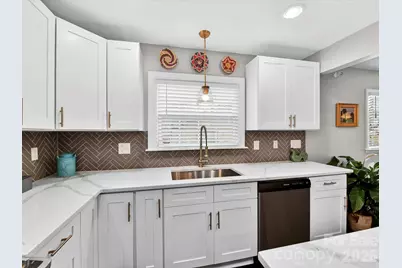 4027 Broadview Drive, Charlotte, NC 28217 - Photo 8