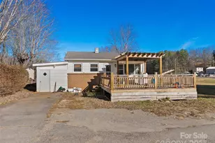 36 Lambert Ln, Canton, NC 28716 - Photo 1