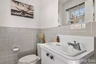 13 Eastwood Dr, Canton, NC 28716 - Photo 20