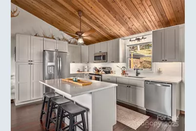 13 Eastwood Drive, Canton, NC 28716 - Photo 10