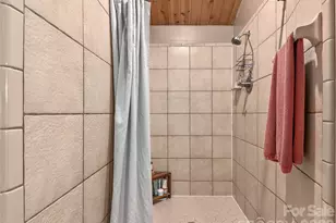 13 Eastwood Dr, Canton, NC 28716 - Photo 16