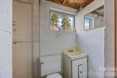 304 E 2nd Street, Oakboro, NC 28129 - Photo 34