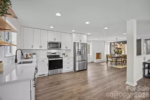 304 E 2nd St, Oakboro, NC 28129 - Photo 1