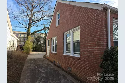 2409 Commonwealth Avenue, Charlotte, NC 28205 - Photo 20