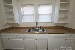 2409 Commonwealth Ave, Charlotte, NC 28205 - Photo 8