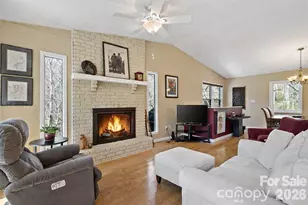 30 Red Oak Forest Rd, Fairview, NC 28730 - Photo 8