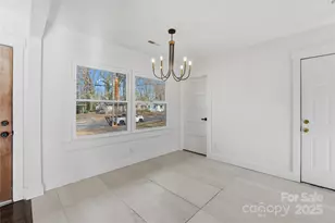 5320 Kildare Dr, Charlotte, NC 28215 - Photo 14