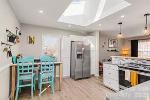 727 Thera Dr, Charlotte, NC 28206 - Photo 6