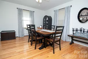 207 Woodlawn Dr, Morganton, NC 28655 - Photo 12