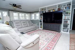 207 Woodlawn Dr, Morganton, NC 28655 - Photo 18