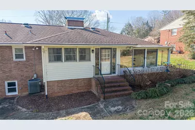 207 Woodlawn Drive, Morganton, NC 28655 - Photo 6