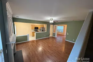 11749 Harsworth Ln, Charlotte, NC 28277 - Photo 6