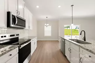 104 Tradesmen Trl, Troutman, NC 28166 - Photo 12