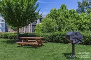 700 Vista Lake Dr, Candler, NC 28715 - Photo 14