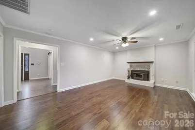 5026 Spicebush Court, Charlotte, NC 28215 - Photo 10