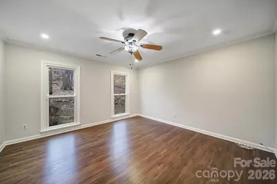 5026 Spicebush Court, Charlotte, NC 28215 - Photo 6