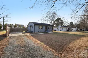 3207 Valley Dale Rd, Monroe, NC 28110 - Photo 2