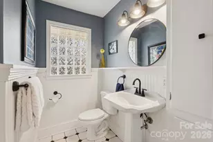 1127 Westchester Blvd, Charlotte, NC 28205 - Photo 18