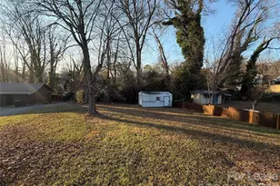 225 Hickory Dr, Mooresville, NC 28115 - Photo 22