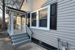 225 Hickory Dr, Mooresville, NC 28115 - Photo 4