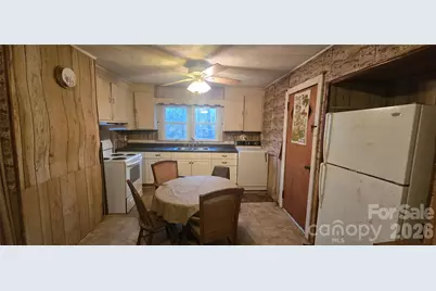 117 Greenvalley Place NE, Lenoir, NC 28645 - Photo 1