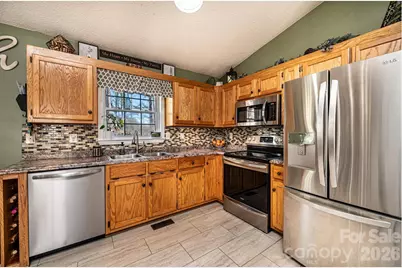 4984 Addison Lane, Hickory, NC 28601 - Photo 10