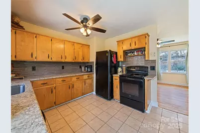 140 Oakdale Road, Waynesville, NC 28786 - Photo 14