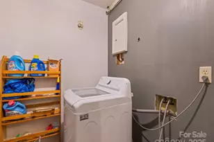 140 Oakdale Rd, Waynesville, NC 28786 - Photo 28