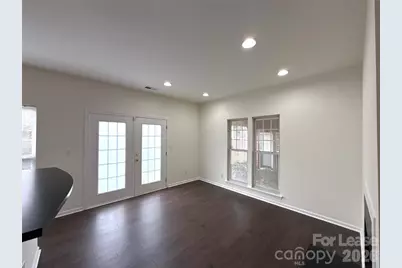 3038 Uxbridge Woods Court, Charlotte, NC 28205 - Photo 4