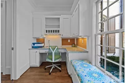 3907 Foxcroft Road, Charlotte, NC 28211 - Photo 24