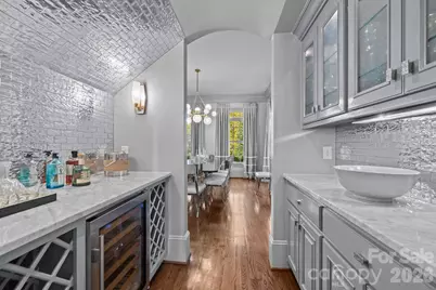 3907 Foxcroft Road, Charlotte, NC 28211 - Photo 8