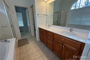 112 Silver Cliff Dr, Mount Holly, NC 28120 - Photo 14