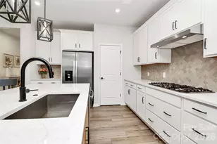 8137 Franklin Trl St, Mint Hill, NC 28227 - Photo 8