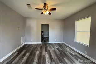 715 Grover St, Gastonia, NC 28054 - Photo 2