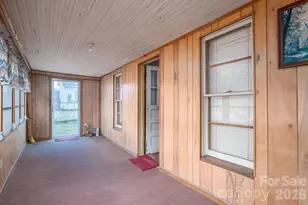 606 Frank St, Cherryville, NC 28021 - Photo 4