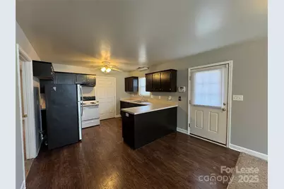 2009 Grandhaven Drive #B, Mount Holly, NC 28120 - Photo 4