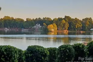 637 Williamson Rd, Mooresville, NC 28117 - Photo 2