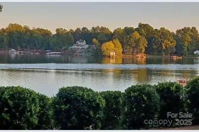 637 Williamson Road, Mooresville, NC 28117 - Photo 2