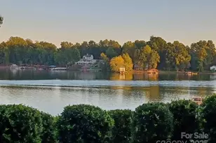 637 Williamson Rd, Mooresville, NC 28117 - Photo 2