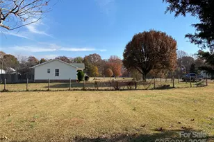 401 Woodgreen Rd, Rock Hill, SC 29730 - Photo 12