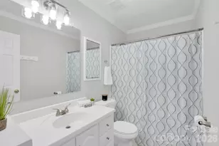 9715 Starwood Dr, Charlotte, NC 28215 - Photo 12