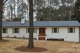 1504 La Forest Ln, Concord, NC 28027 - Photo 2