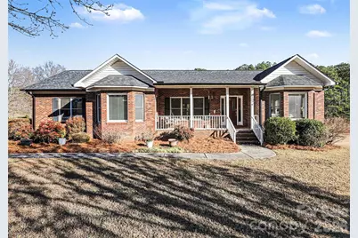 135 Jefferson Avenue, Kannapolis, NC 28081 - Photo 2