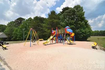 110 Sycamore Street, New London, NC 28127 - Photo 26