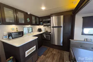 110 Sycamore St, New London, NC 28127 - Photo 8