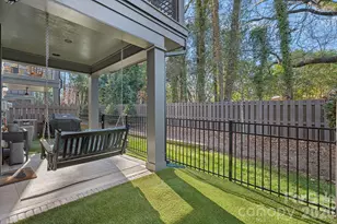 824 Madison Gln Ln, Charlotte, NC 28209 - Photo 36