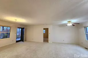 2919 Teton Dr, Newton, NC 28658 - Photo 12