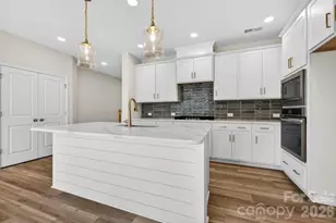 10116 Mamillion Dr, Huntersville, NC 28078 - Photo 8